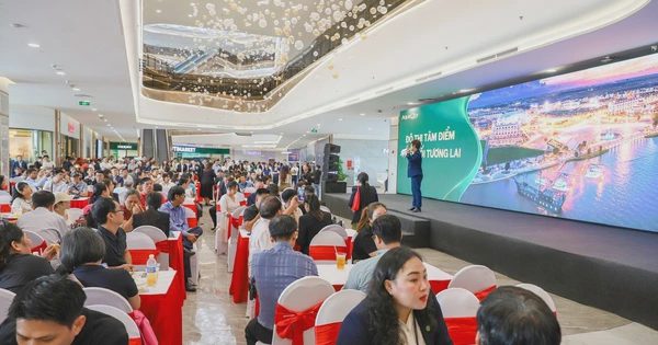Gần 1.000 khách hàng đổ về dự án Aqua City