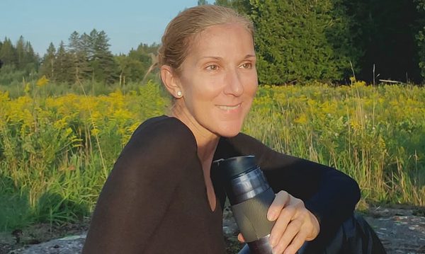 Gần 20 năm Celine Dion chống chọi bệnh hiếm