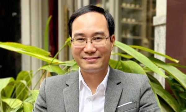 Gần 300.000 người sao lại trút giận trong nhóm'Con ghét bố mẹ'