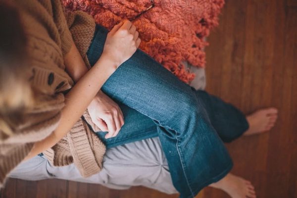 Gánh nặng từ 'việc không tên' khiến nhiều người vợ trầm cảm