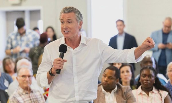 Gavin Newsom và 'gánh nặng California' trên đường đua vào Nhà Trắng