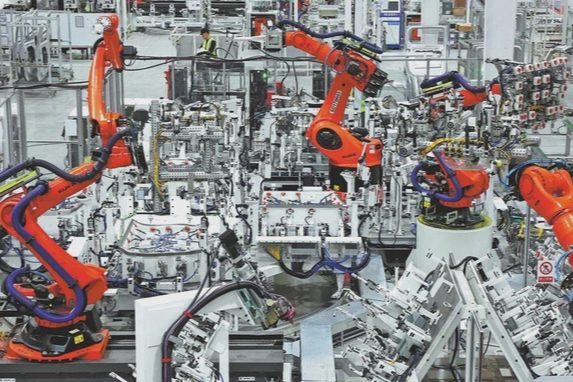 GDP Trung Quốc quý III tăng 4,5%, vượt dự báo thị trường