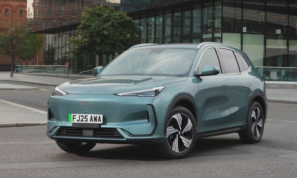 Geely bán nhiều xe hơn Honda và Mazda sau chưa đầy một năm