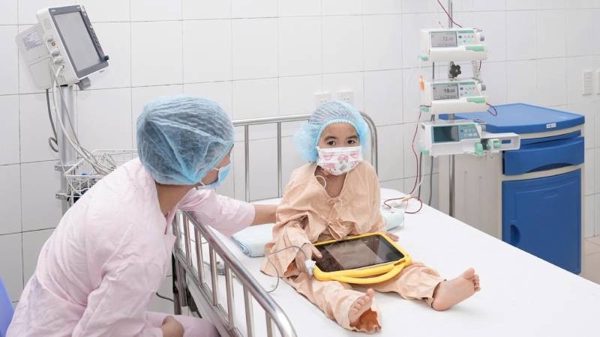 Ghép tế bào gốc đồng loại thành công cho bệnh nhi suy tủy xương vô căn