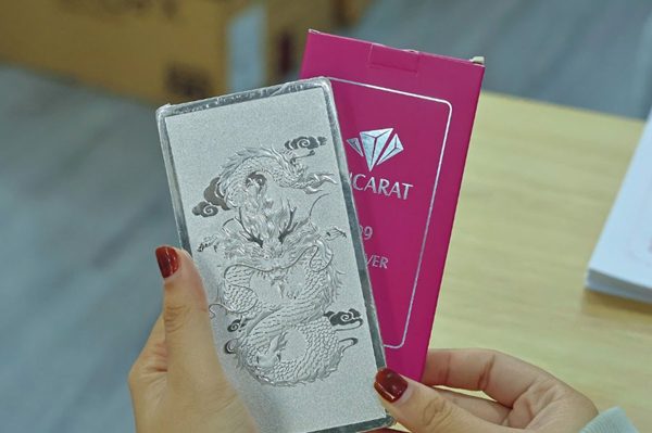 Giá bạc trong nước trái chiều, có loại giảm gần 1 triệu đồng/kg