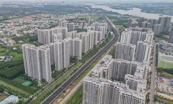 Giá bất động sản giảm đến 20% trong quý III
