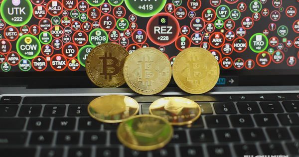 Giá Bitcoin hôm nay 13.9.2026: Tuần sóng gió của tiền số