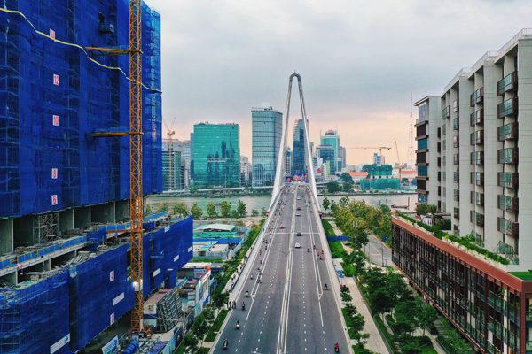 Giá căn hộ mới tăng cao, nhà đầu tư thứ cấp chịu áp lực giảm giá