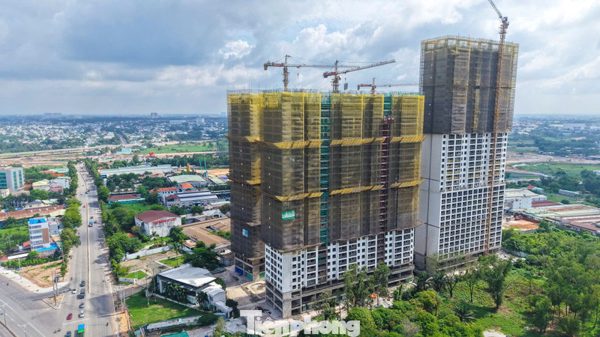 Giá chào bán căn hộ mới ở TPHCM tiếp tục tăng, người mua thận trọng