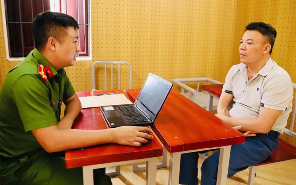 Giả danh lãnh đạo cơ quan Trung ương để can thiệp vi phạm giao thông nhằm chiếm đoạt tài sản