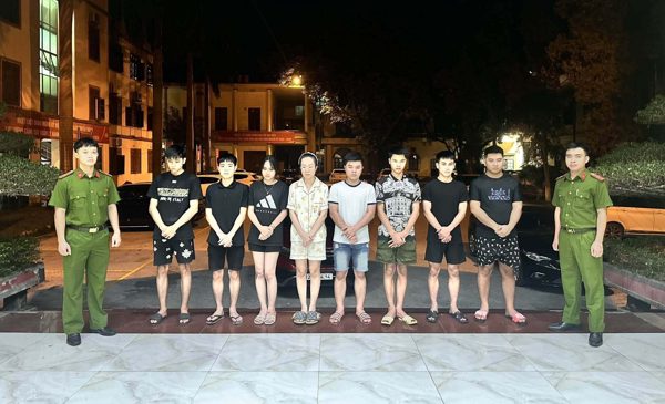 Giả danh shipper, dựng kịch bản thu phí 4 triệu đồng/tháng, lừa gần 400 triệu