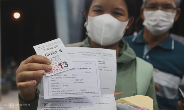 Gia hạn, kiểm tra BHYT thế nào để không gián đoạn quyền lợi?