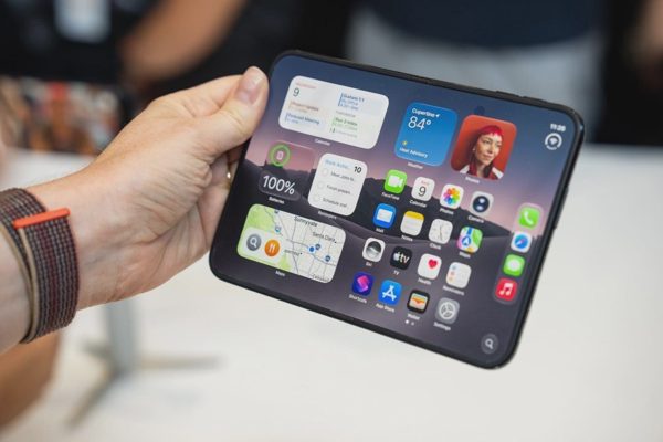 Giá iPhone Duo cao nhất hơn 100 triệu đồng tại Việt Nam