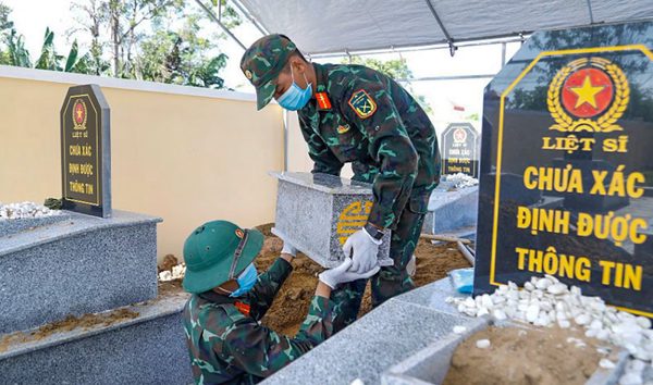 Gia Lai hoàn thành lấy mẫu tại 11.976 phần mộ liệt sĩ