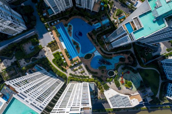 Giá nhà giảm khắp nơi