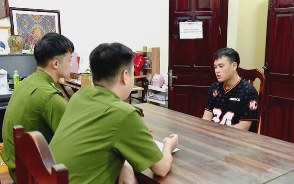 Giả shipper, xây dựng kịch bản ba tuyến để lừa lấy gần 400 triệu đồng