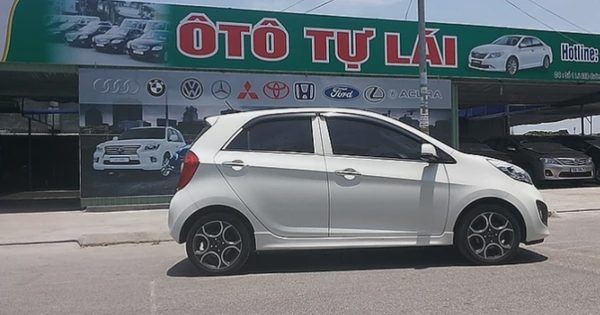 Giá thuê ô tô tự lái dịp lễ biến động ra sao?