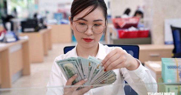 Giá USD hôm nay 2.10.2026: Đồng loạt tăng