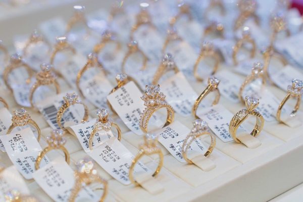 Giá vàng giảm hơn một triệu đồng