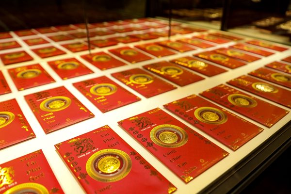 Giá vàng hôm nay 11/9/2026: Thế giới bất ngờ giảm mạnh, SJC có lao dốc?