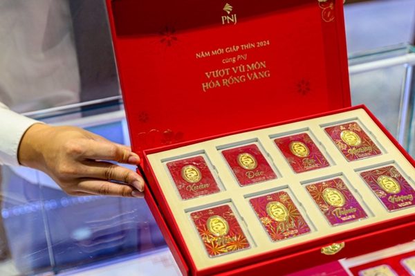 Giá vàng hôm nay 25/9/2026 lao dốc do nhiều sức ép, SJC 'rơi tự do'