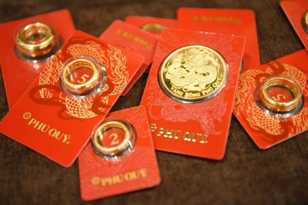 Giá vàng hôm nay 6/9: Tiếp đà đi xuống