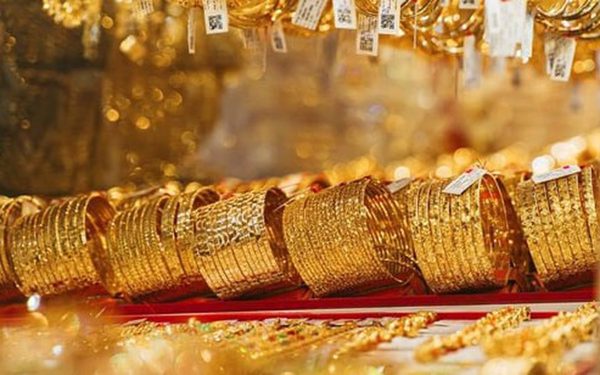 Giá vàng hôm nay: Vàng tiếp tục giảm, rời xa mốc 4.300 USD