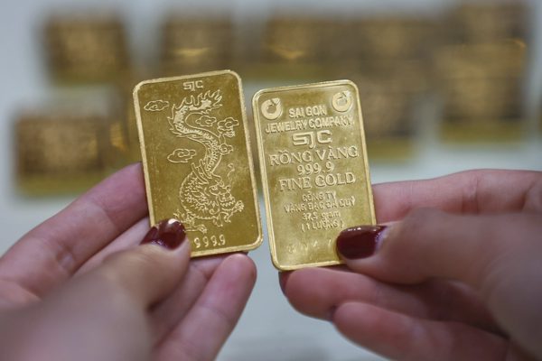 Giá vàng miếng xuống mức thấp nhất hơn hai tháng