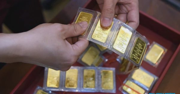 Giá vàng nhẫn cao hơn vàng miếng SJC gần 4 triệu đồng/lượng