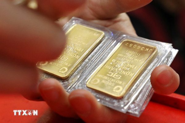 Giá vàng SJC đi ngang, giao dịch ở ngưỡng 145,3 triệu đồng mỗi lượng