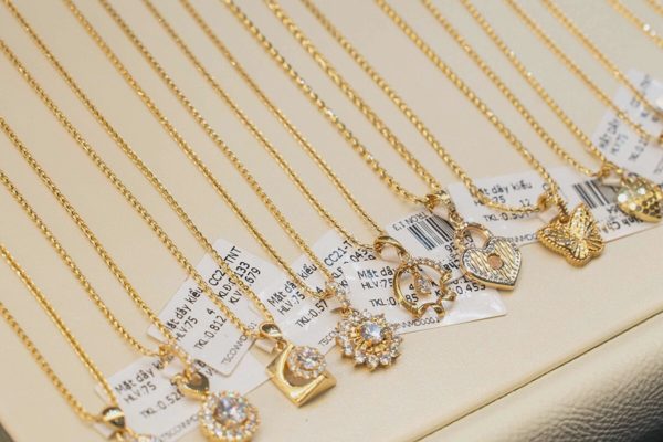Giá vàng tăng gần 4 triệu đồng