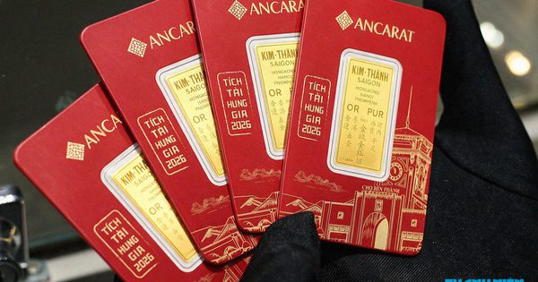 Giá vàng tăng mạnh bất chấp Fed tăng lãi suất: Xuống tiền ngay hay chờ thêm?