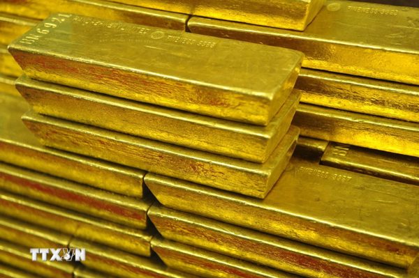 Giá vàng thế giới giảm khi đồng USD mạnh lên trước cuộc họp của Fed
