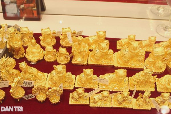 Giá vàng thế giới giảm sau tin quan trọng, rẻ hơn vàng SJC 8 triệu đồng