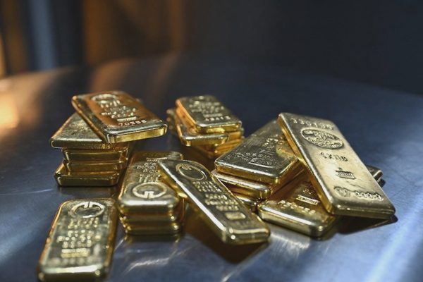 Giá vàng thế giới xuống thấp nhất 2 tuần