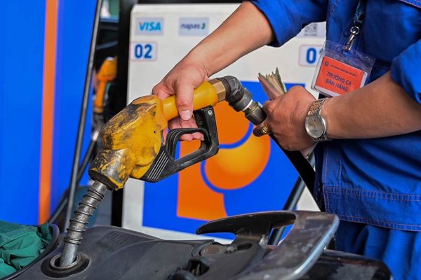 Giá xăng dầu hôm nay 11/10: Thế giới trải qua tuần tăng, trong nước trái chiều