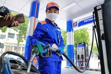 Giá xăng dầu hôm nay 2/9: Thế giới tăng cao, trong nước điều chỉnh vào ngày mai