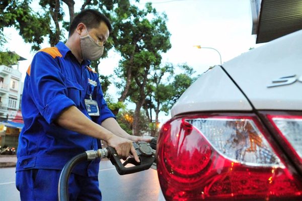 Giá xăng dầu hôm nay 24/9: Thế giới bật tăng, trong nước chiều nay điều chỉnh