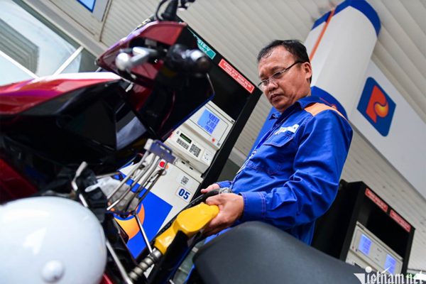 Giá xăng dầu hôm nay 25/9: Thế giới tăng cao, trong nước tăng hơn 1.400 đồng/lít