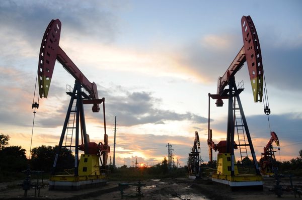 Giá xăng dầu hôm nay 7/9: Căng thẳng Mỹ - Iran tái diễn, giá dầu tiếp tục tăng