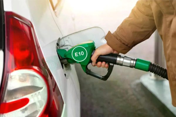 Giá xăng tiếp tục tăng, xăng E10 RON95-III lên hơn 28.000 đồng/lít
