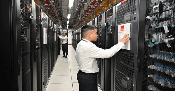 Giải bài toán điện cho các trung tâm dữ liệu