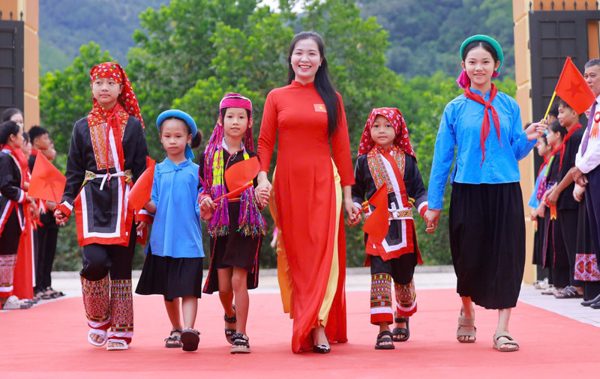 Giải bài toán học thật, thi thật