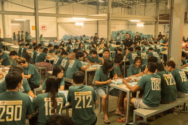 Giải mã ý nghĩa số áo của các nhân vật trong phim 'Trại buôn người'