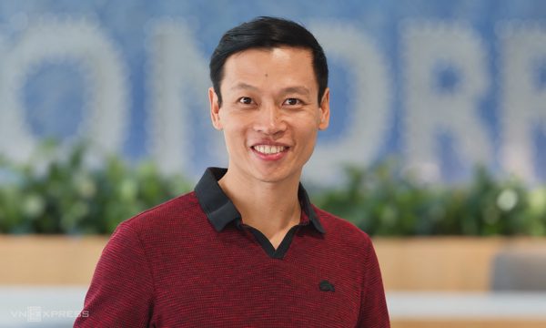 Giám đốc nhà máy Intel: 'Kỹ sư bán dẫn trẻ hãy kiên trì với hành trình'