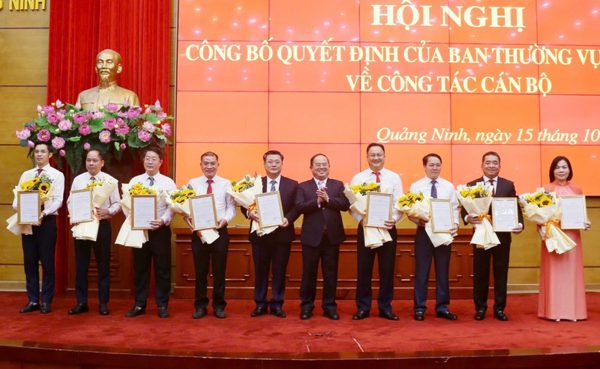 Giám đốc Sở Tài chính làm Chánh Văn phòng Thành ủy Quảng Ninh