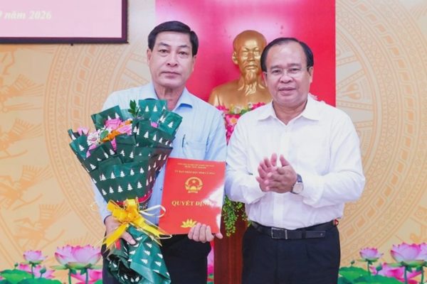 Giám đốc Sở Y tế Cà Mau được cho thôi chức theo nguyện vọng cá nhân