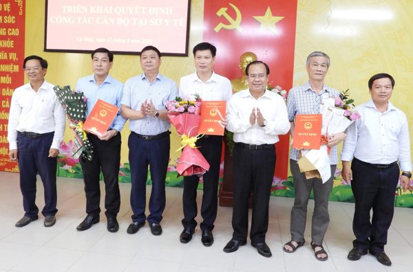 Giám đốc Sở Y tế Cà Mau thôi chức theo nguyện vọng cá nhân
