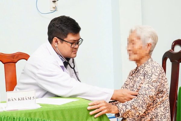 Giám đốc Sở Y tế TPHCM nói về các bệnh viện đồng hành với 168 trạm y tế