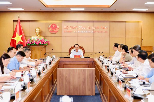 Giám sát việc thực hiện Nghị quyết 71-NQ/TW của Bộ Chính trị: Tập trung vào lĩnh vực giáo dục phổ thông